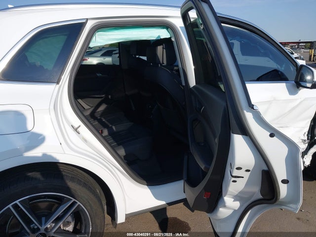 WA1G2AFY0M2073952 Audi Q5 E
