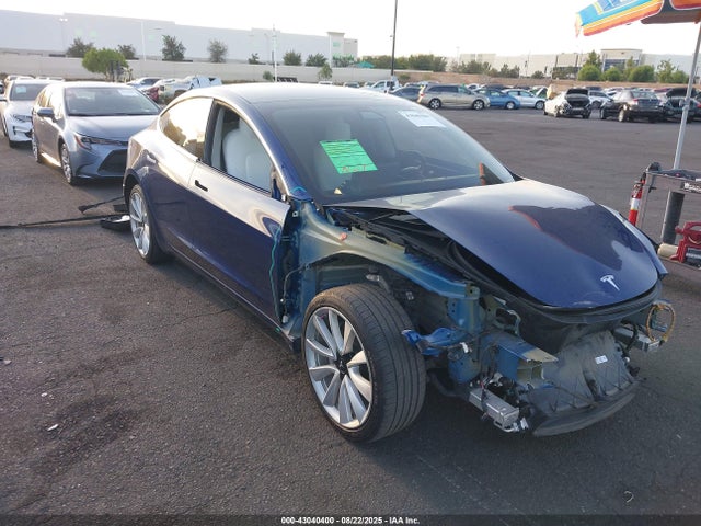 2019 TESLA MODEL 3 5YJ3E1EA7KF445250 Photo 0
