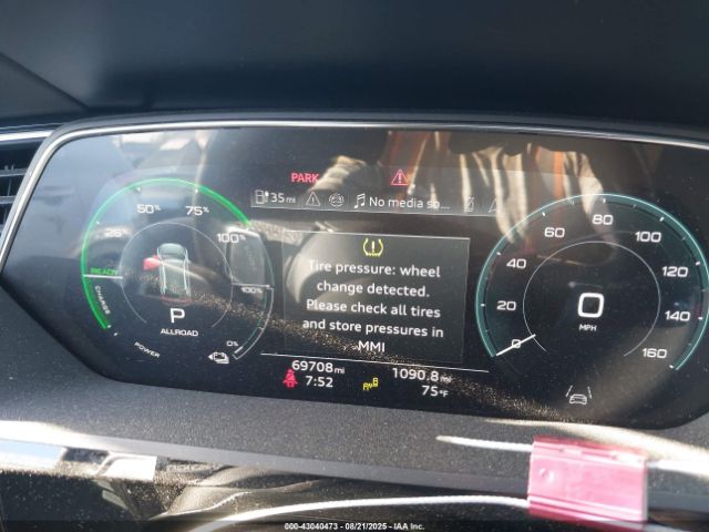 2024 AUDI Q8 E-TRON WA14AAGE4RB035237 Photo 6