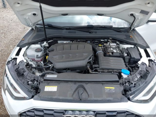 2024 AUDI A3 WAUHUDGY7RA021264 Photo 9