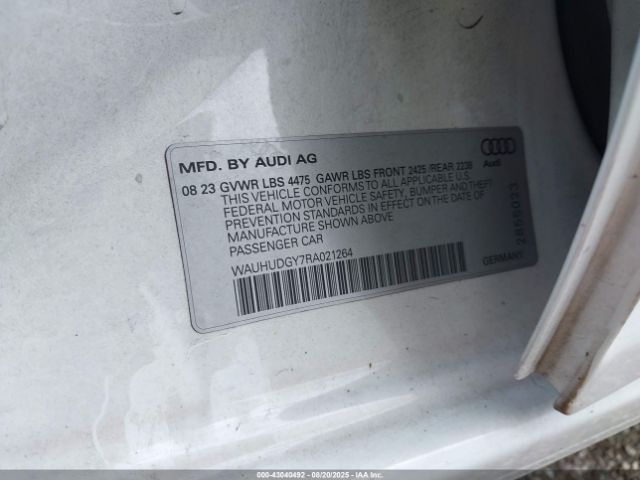 2024 AUDI A3 WAUHUDGY7RA021264 Photo 8