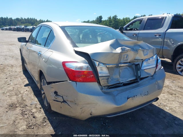 Honda k24w1 2014 1HGCR2F35EA267783 Image 3