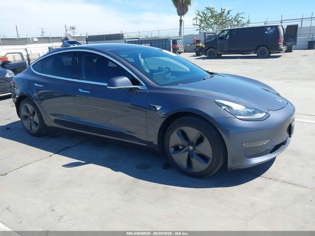 2018 TESLA MODEL 3 5YJ3E1EA2JF041982 Photo 0