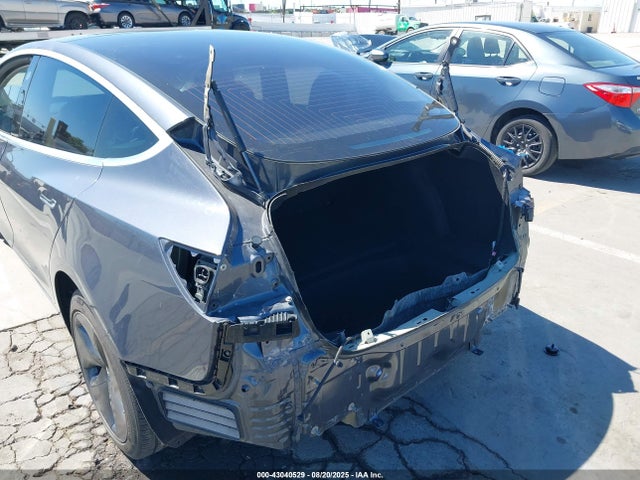 2018 TESLA MODEL 3 5YJ3E1EA2JF041982 Photo 5