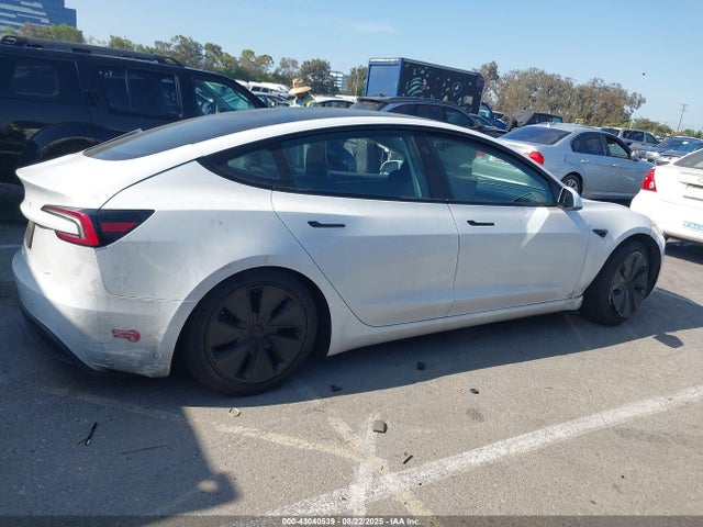 Продаж на аукціоні авто 2024 Tesla Model 3 Long Range Dual Motor All-wheel Drive/rear-wheel Drive, vin: 5YJ3E1EA0RF786600, номер лоту: 43040539