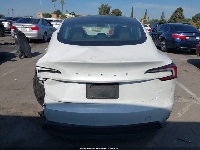 Продаж на аукціоні авто 2024 Tesla Model 3 Long Range Dual Motor All-wheel Drive/rear-wheel Drive, vin: 5YJ3E1EA0RF786600, номер лоту: 43040539