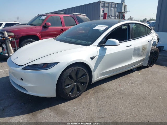Продаж на аукціоні авто 2024 Tesla Model 3 Long Range Dual Motor All-wheel Drive/rear-wheel Drive, vin: 5YJ3E1EA0RF786600, номер лоту: 43040539