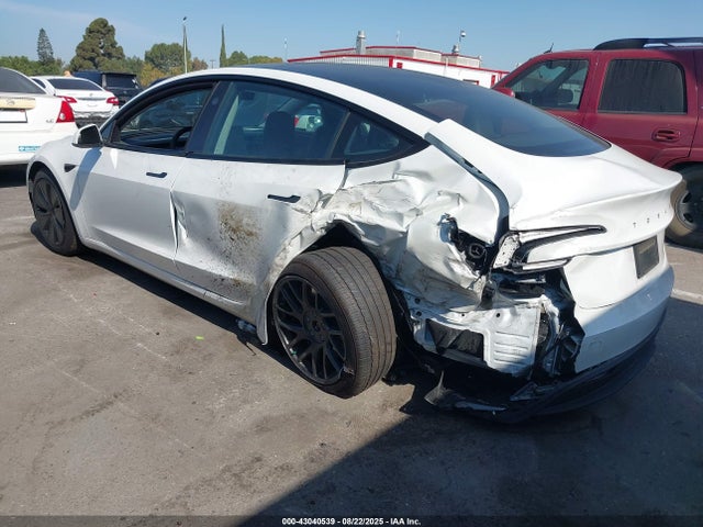 Продаж на аукціоні авто 2024 Tesla Model 3 Long Range Dual Motor All-wheel Drive/rear-wheel Drive, vin: 5YJ3E1EA0RF786600, номер лоту: 43040539