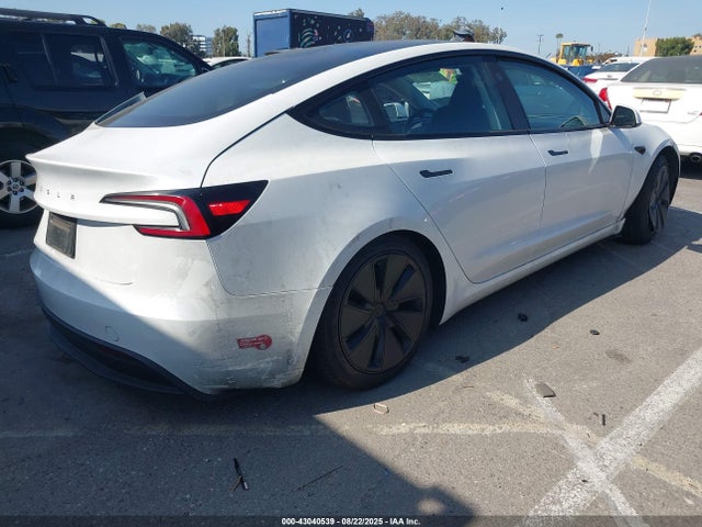 Продаж на аукціоні авто 2024 Tesla Model 3 Long Range Dual Motor All-wheel Drive/rear-wheel Drive, vin: 5YJ3E1EA0RF786600, номер лоту: 43040539