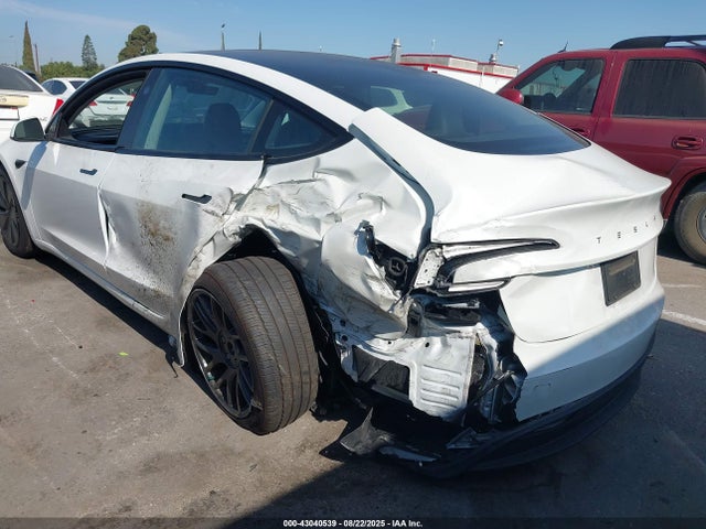 Продаж на аукціоні авто 2024 Tesla Model 3 Long Range Dual Motor All-wheel Drive/rear-wheel Drive, vin: 5YJ3E1EA0RF786600, номер лоту: 43040539