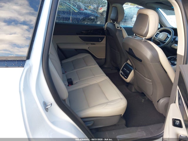 5LMPJ8J42RJ878069 Lincoln gtdi b