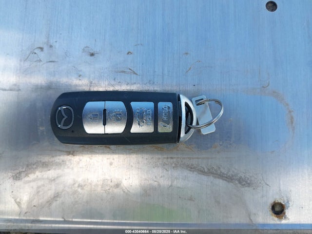 3MZBM1V75FM141741 Mazda pe