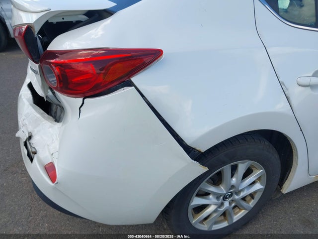 3MZBM1V75FM141741 Mazda pe