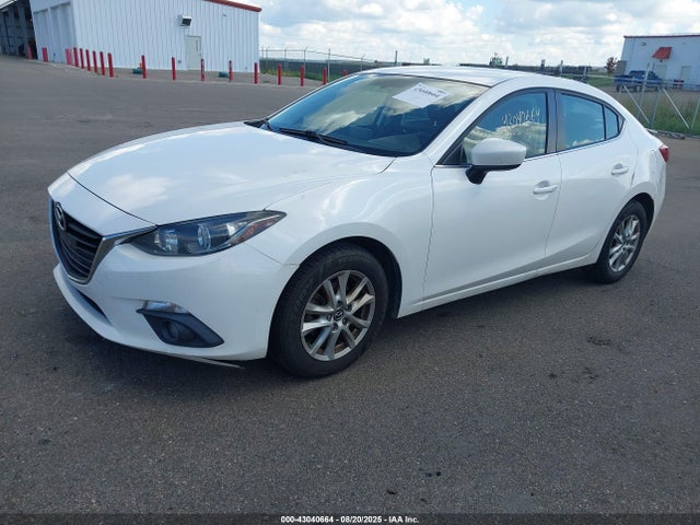 3MZBM1V75FM141741 Mazda pe