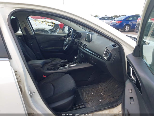 3MZBM1V75FM141741 Mazda pe
