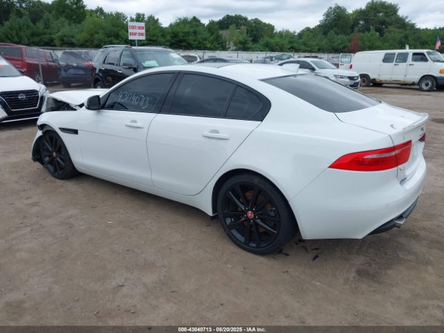 2019 JAGUAR XE SAJAK4GX1KCP53659 Photo 2