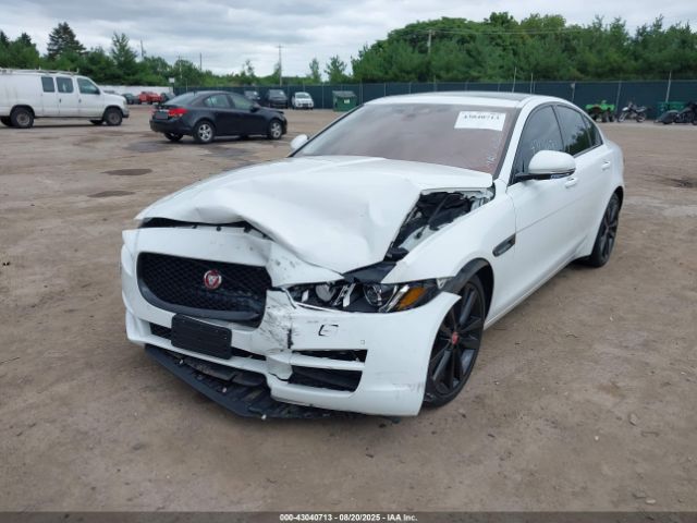 2019 JAGUAR XE SAJAK4GX1KCP53659 Photo 5