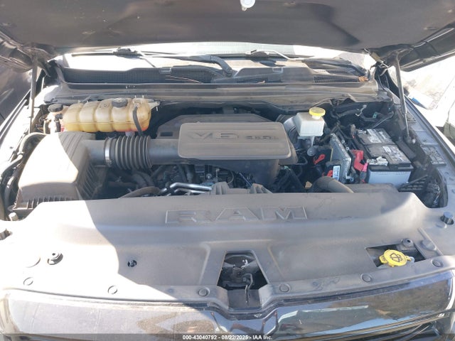 RAM 1500 2019 1C6RREFG0KN813656 Image 10
