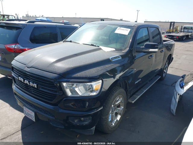 RAM 1500 2019 1C6RREFG0KN813656 Image 2