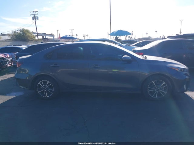 3KPF24AD1RE701244 KIA mpi nu