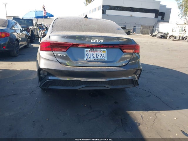 3KPF24AD1RE701244 KIA mpi nu