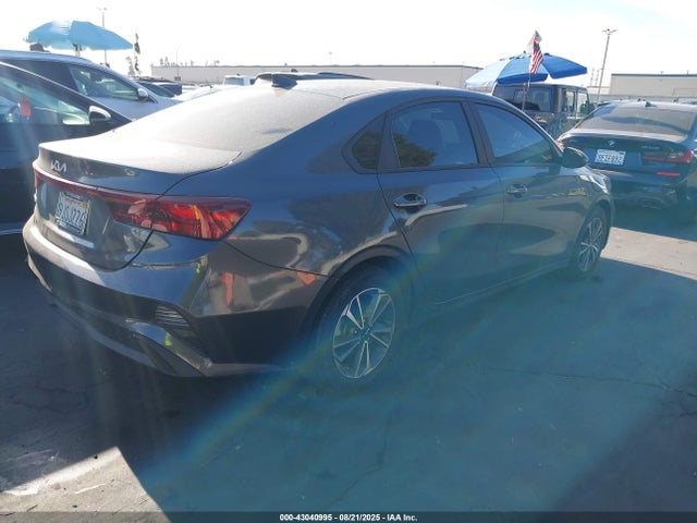 3KPF24AD1RE701244 KIA mpi nu