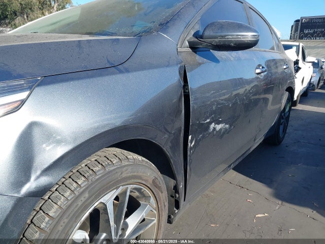 3KPF24AD1RE701244 KIA mpi nu