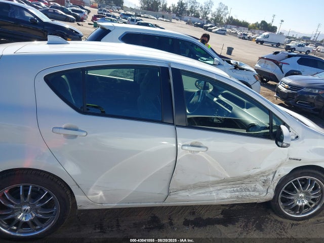 JTDKDTB36G1116460 Toyota 1nz-fxe+1lm