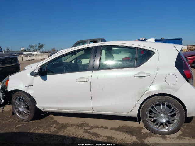 JTDKDTB36G1116460 Toyota 1nz-fxe+1lm