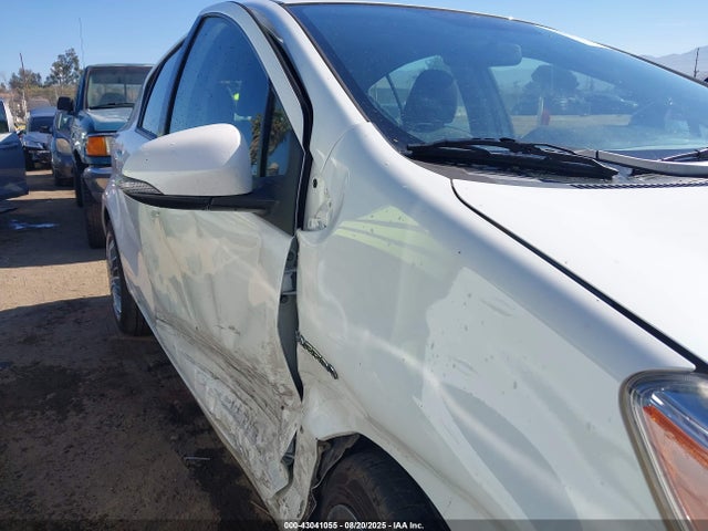 JTDKDTB36G1116460 Toyota 1nz-fxe+1lm