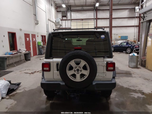1C4HJXDGXKW582379 Jeep 2019
