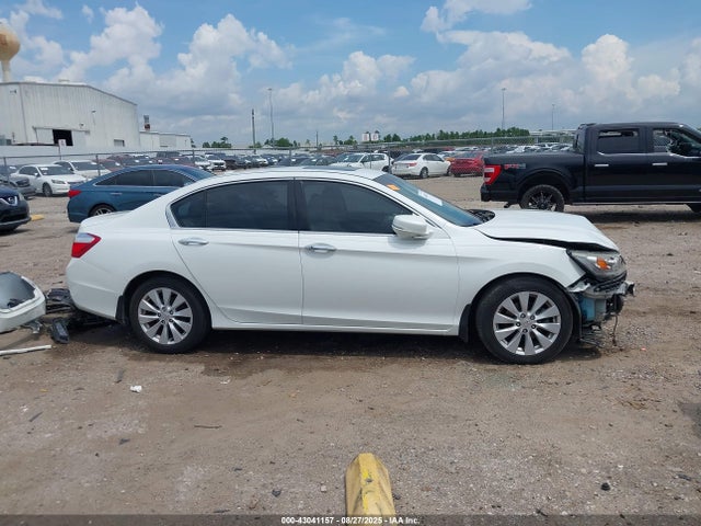 Honda j35y1 2015 1HGCR3F97FA006831 Image 14