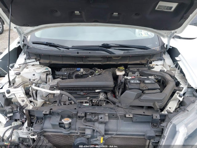 Nissan Rogue 2017 KNMAT2MT6HP570146 Image 10