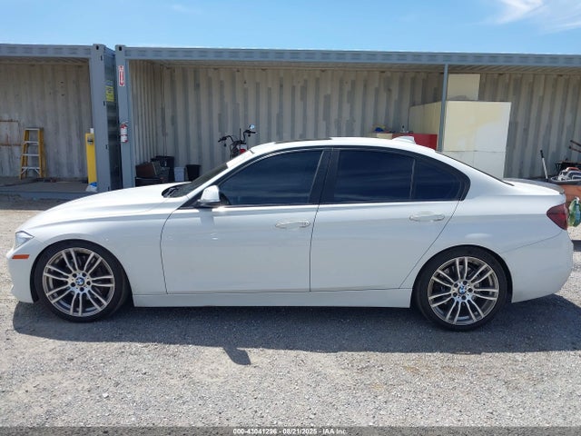BMW 335i 2014 WBA3A9G58ENS64476 Image 14