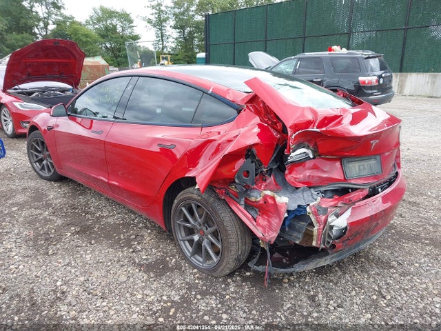 2022 TESLA MODEL 3 5YJ3E1EB1NF117660 Photo 2