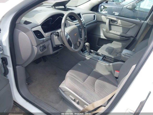 Продажа на аукционе авто 2016 Chevrolet Traverse 2lt, vin: 1GNKRHKD1GJ282156, номер лота: 43041386