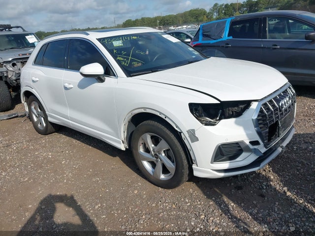 2022 AUDI Q3 WA1AUCF37N1027607 Photo 0