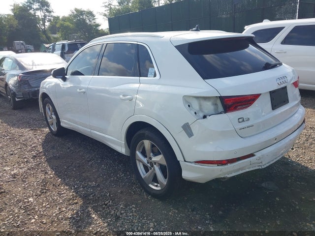2022 AUDI Q3 WA1AUCF37N1027607 Photo 2