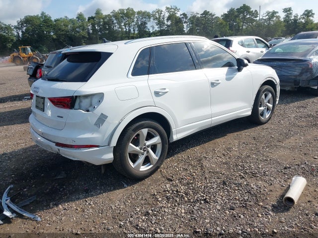 2022 AUDI Q3 WA1AUCF37N1027607 Photo 3