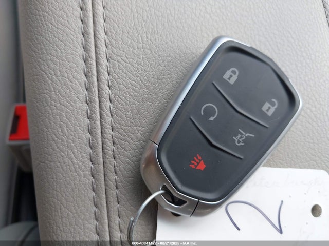 2021 CADILLAC XT4 1GYFZDR42MF072375 Photo 10