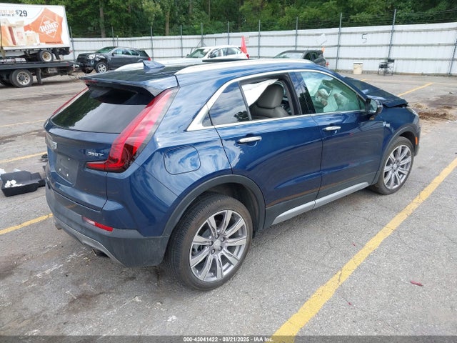 2021 CADILLAC XT4 1GYFZDR42MF072375 Photo 3