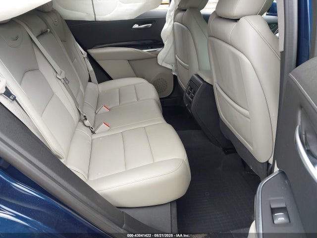 2021 CADILLAC XT4 1GYFZDR42MF072375 Photo 7