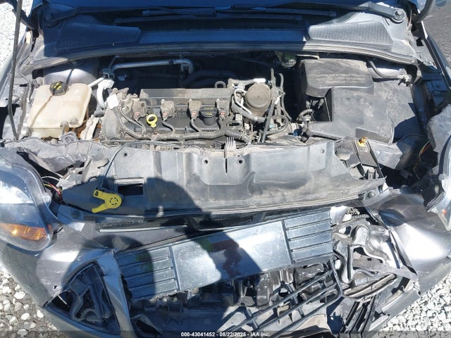 Ford Focus 2014 1FADP3J22EL316915 Image 10