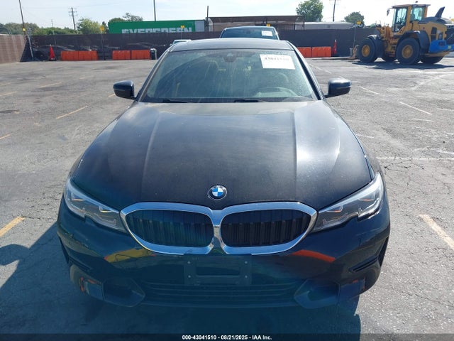 3MW5R1J08M8C20480 BMW 330I