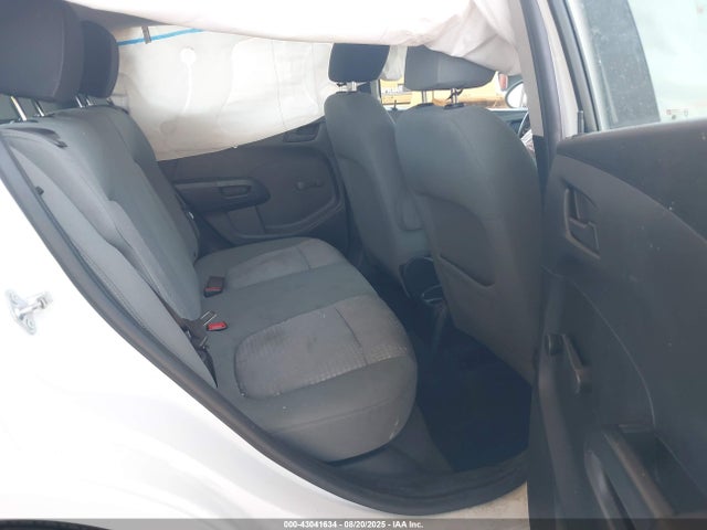 Chevrolet luw 2015 1G1JA6SH2F4196976 Image 8