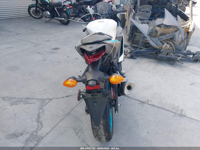 MH3RH18Y1RK017666 Yamaha Yzf-r3