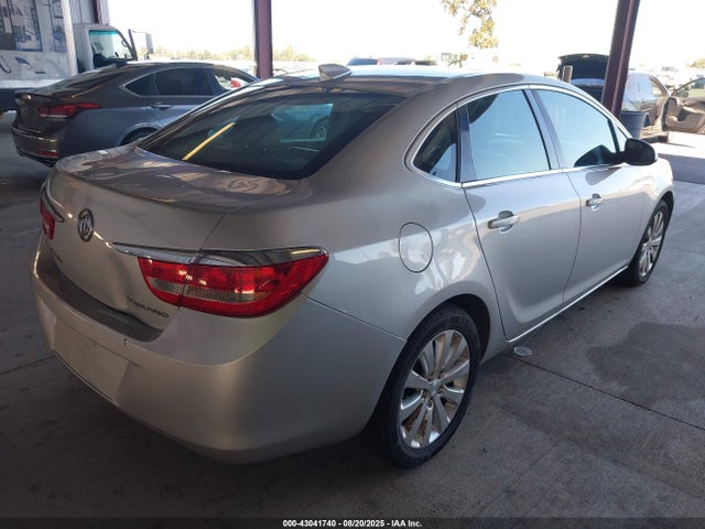 Buick lea 2015 1G4PP5SK4F4182613 Image 4