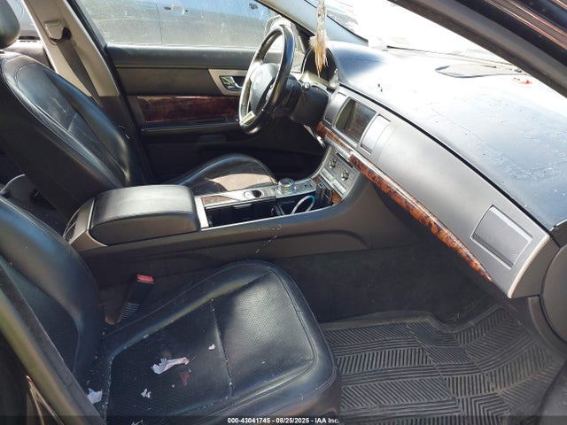 2009 JAGUAR XF SAJWA07C291R32104 Photo 4