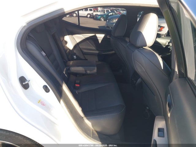 Lexus 8ar-fts 2017 JTHBA1D21H5058753 Image 8