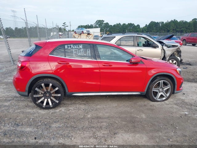 WDCTG4GB5FJ071151 Mercedes-Benz GLA-Class